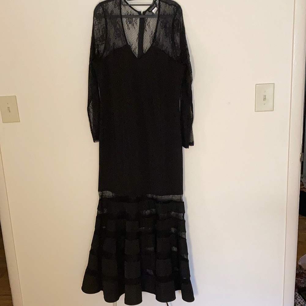 Black maxi with lace sleeves